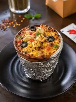 Kullad Paneer Pizza at Chaiwala Shop