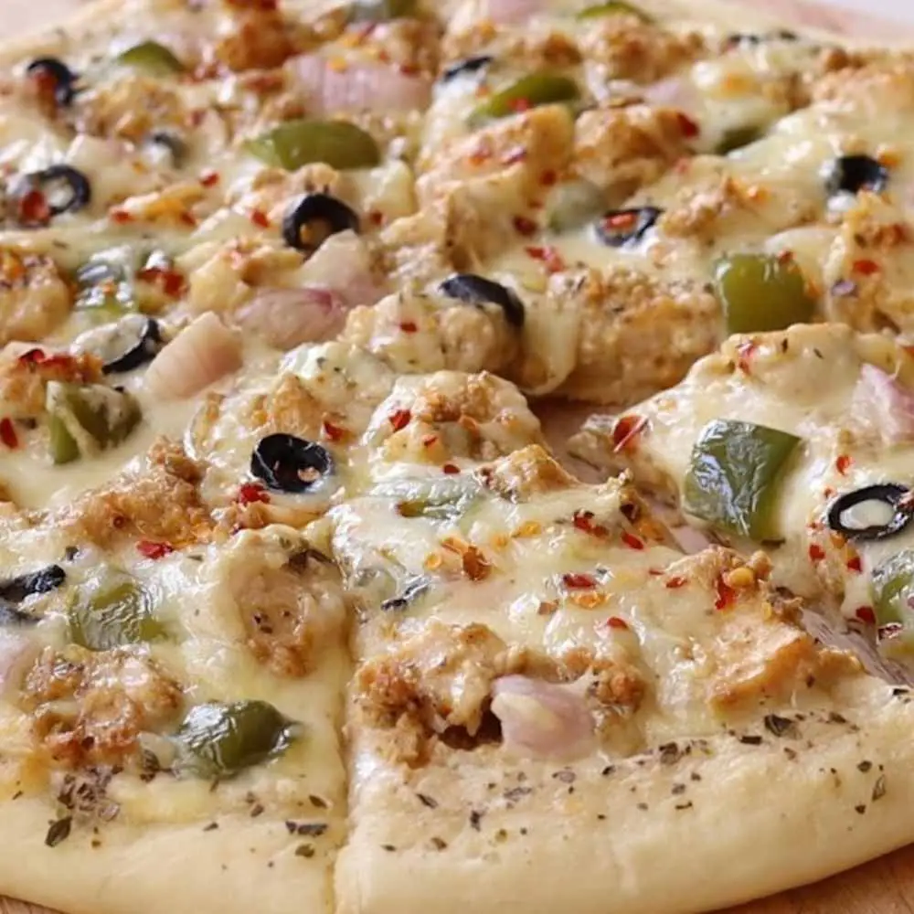 Malai Chicken Pizza at Desi Dough Pizza