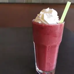 Tropical Zing Smoothie at Frodo Joe's Petit Cafe