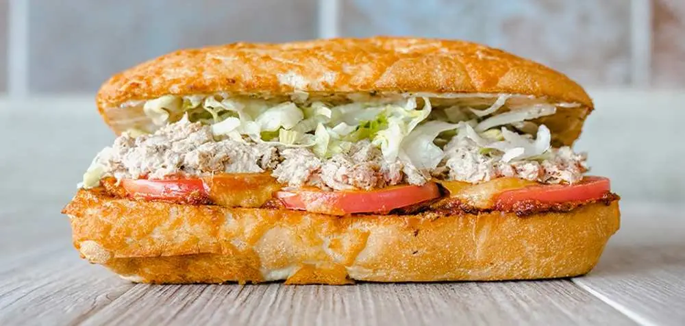 325. AMUNA'S TUNA at Ike's Love & Sandwiches