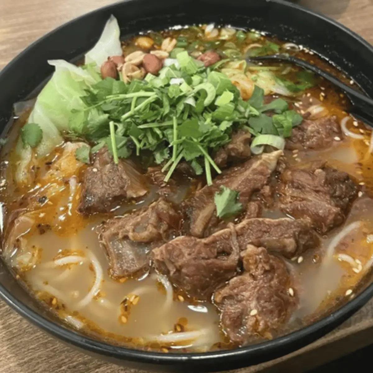麻辣牛腩Mala Beef Stew at Julie's Noodle