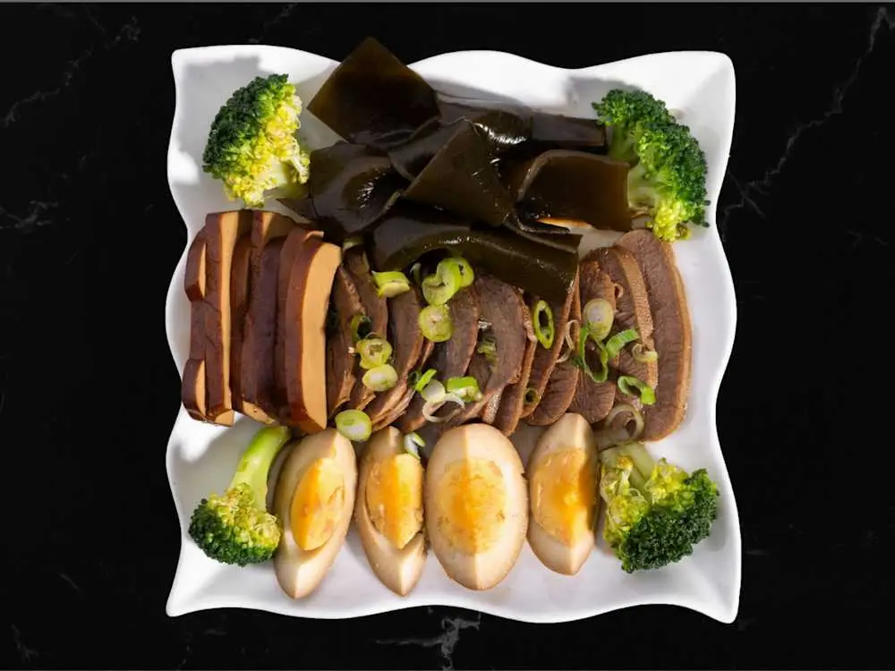 Braised Item Combo at M Dumpling