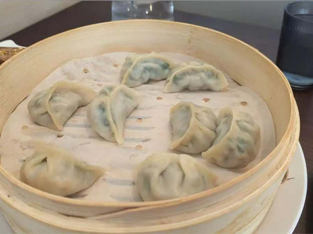 Steam Pork,Shrimp & Chive Dumpling(8) at M Dumpling