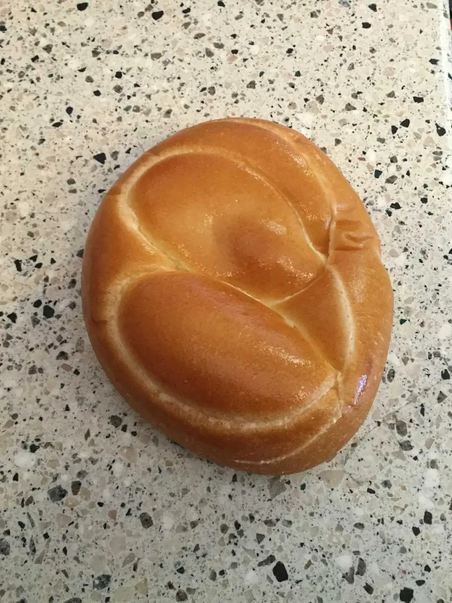 Cream Custard Bun at Mary's Bakery