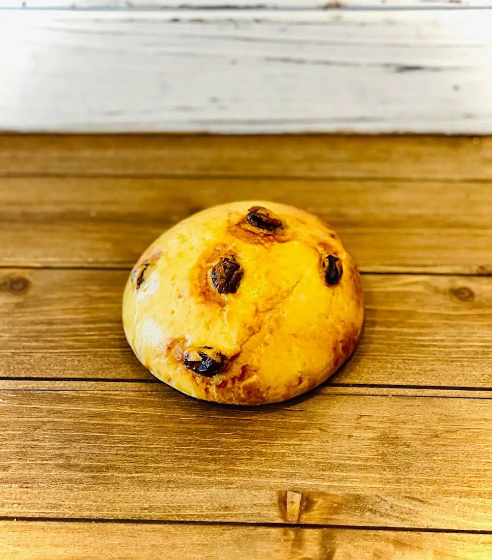 Custard Pineapple Bun at Mary's Bakery