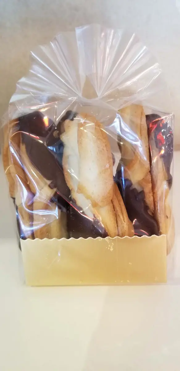 Danish Chocolate Cookies at Mary's Bakery