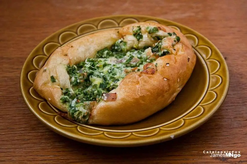 Green Onion Bun at Mary's Bakery