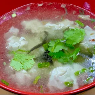 Wonton Soup 雲吞湯 at Milk & Honey Cafe