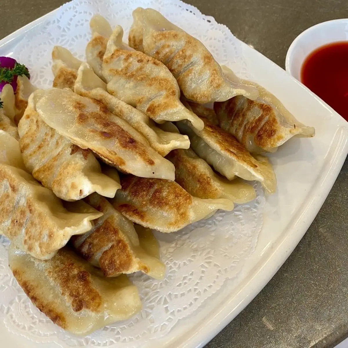Pot Sticker / 鍋貼 at Pearl Bay