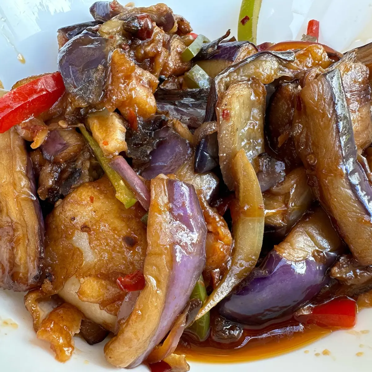 Sea Bass & Eggplant with Spicy Garlic Chili Sauce / 漁香茄子鱈魚堡 at Pearl Bay