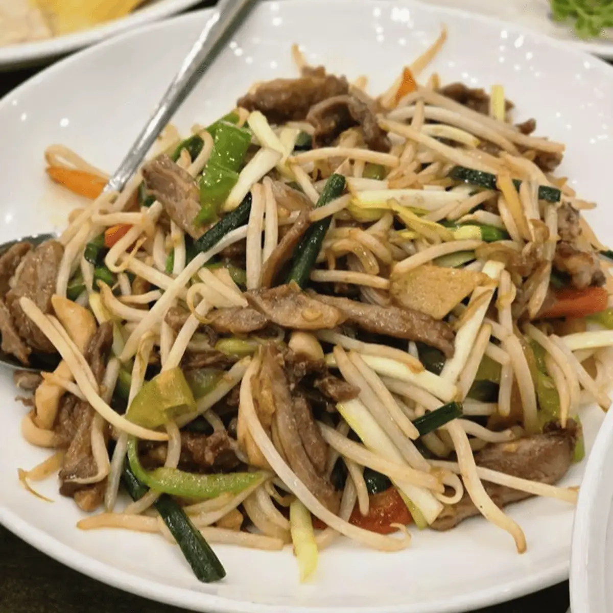Stir-Fried Deluxe Seafood & Chicken with Chef's Signature Sauce in Clay Pot / 醬皇 at Pearl Bay