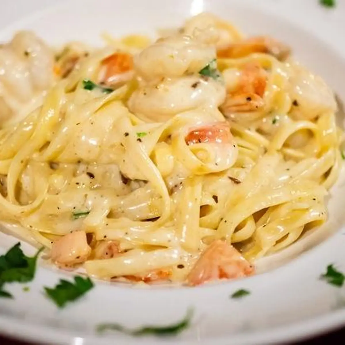 Fettuccine Con Gamberi at Ristorante IL Porcino
