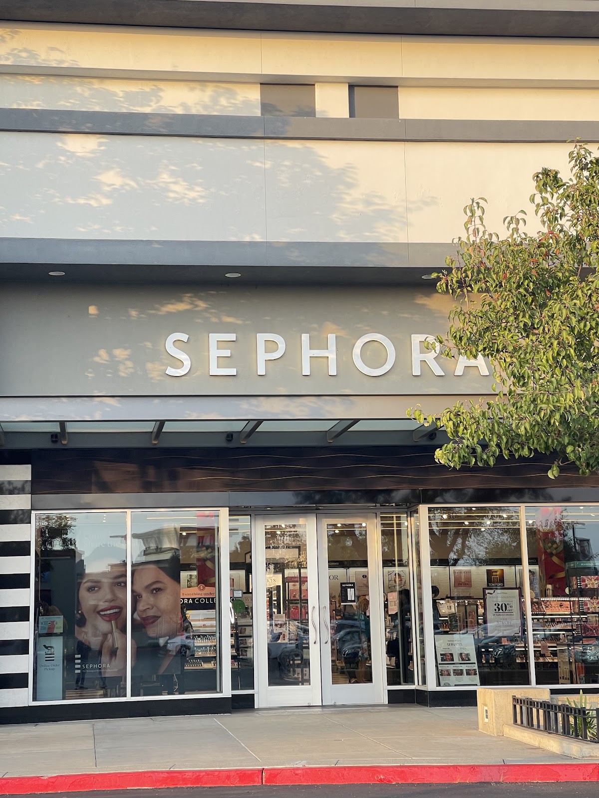 SEPHORA — Department Store in Fremont, CA