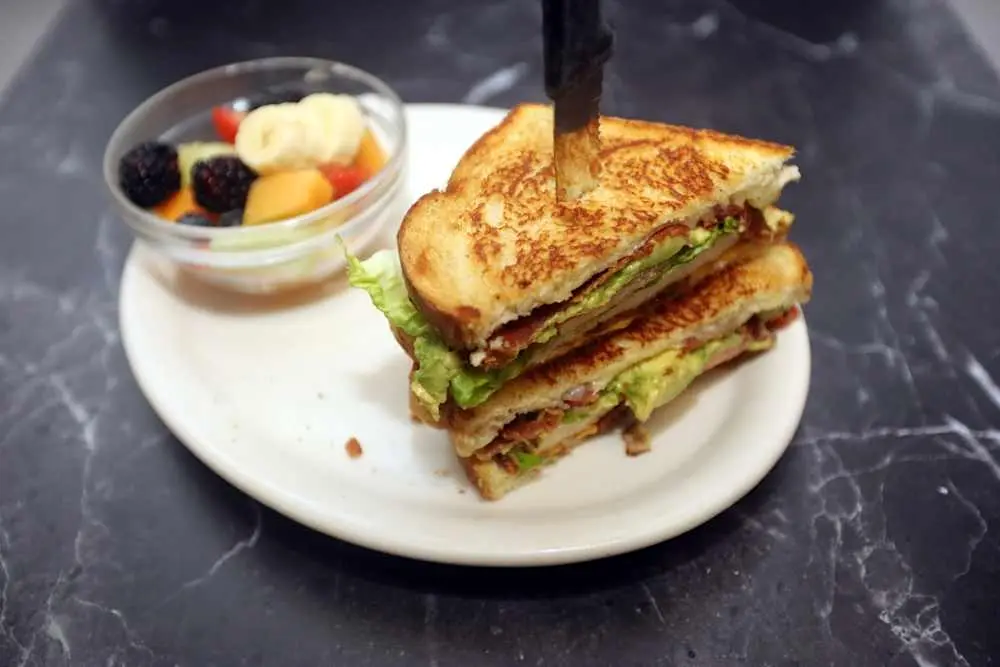 Chef Genaro Chicken Melt 🐓🥑 at Skillet'z Cafe