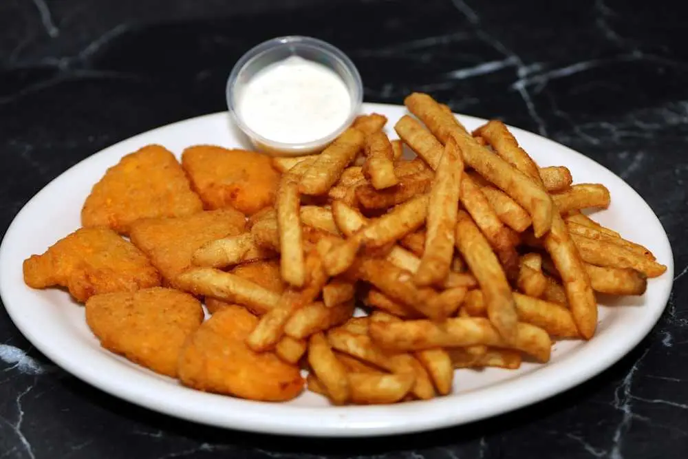 Kids Mac and Cheese Bites & Fries at Skillet'z Cafe