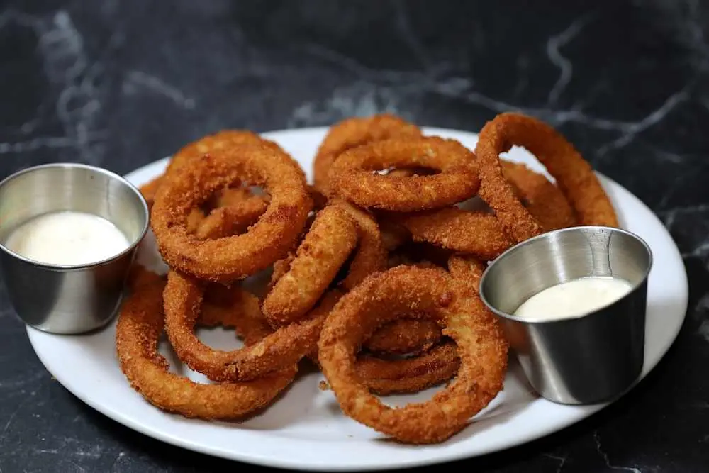 Onion Rings 🧅 at Skillet'z Cafe