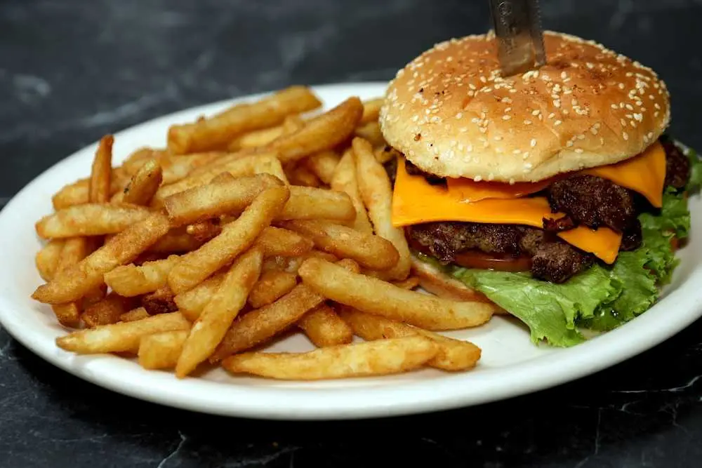 Smash Burger at Skillet'z Cafe