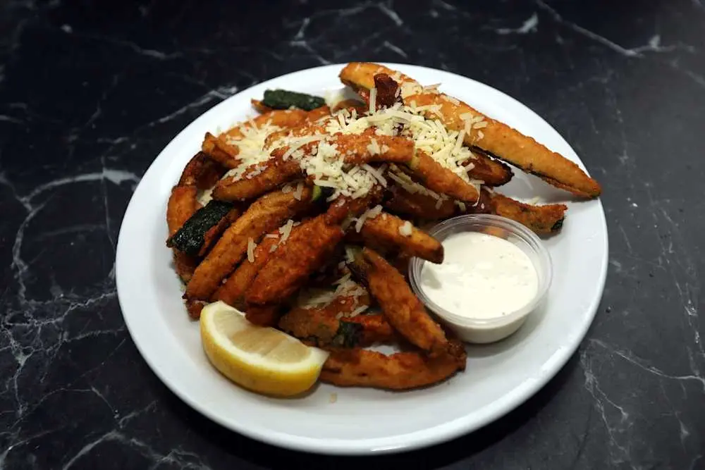 Zucchini Fries 🥒 at Skillet'z Cafe