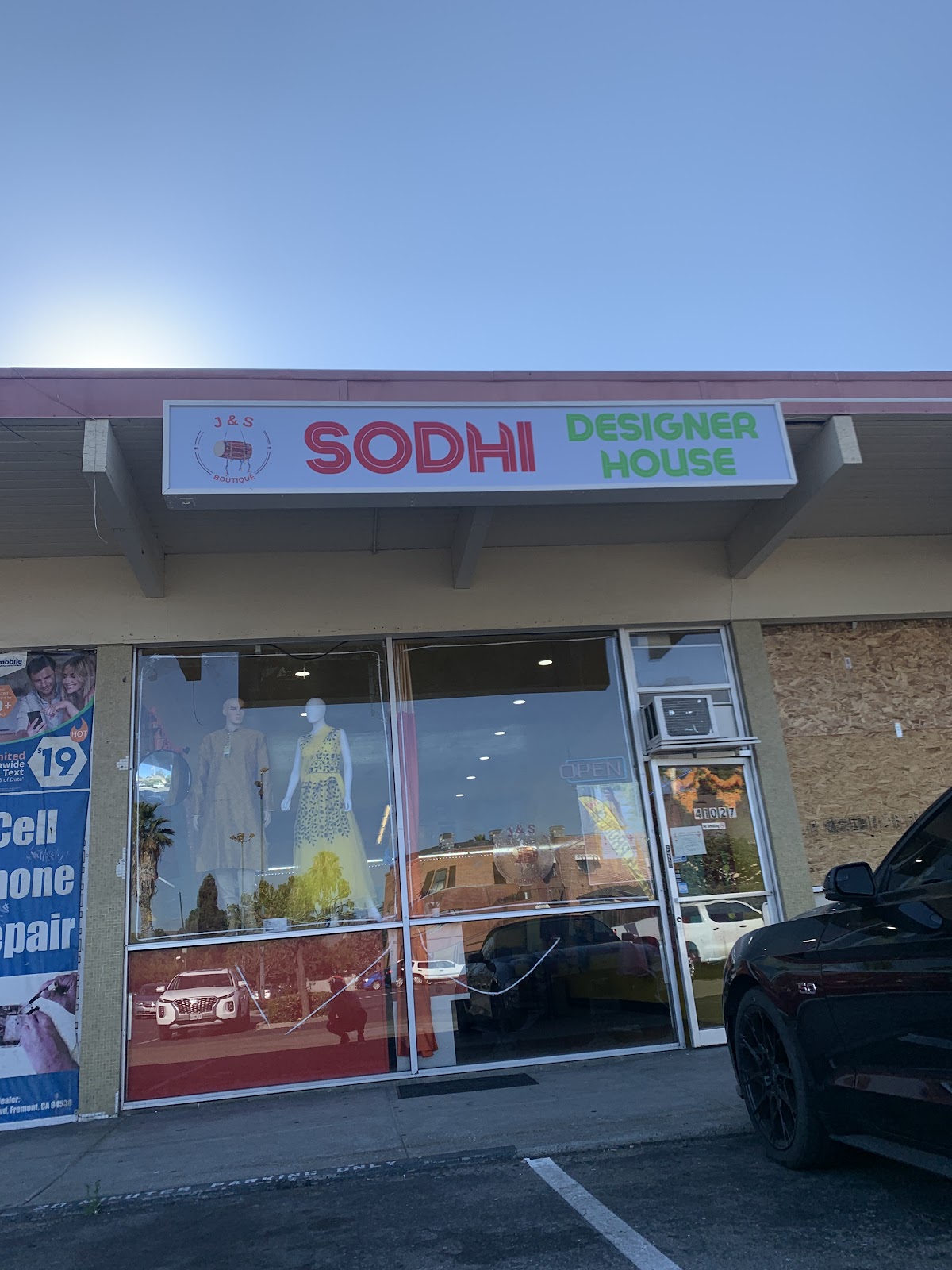 Sodhi Designer House — Clothing Store in Fremont, CA