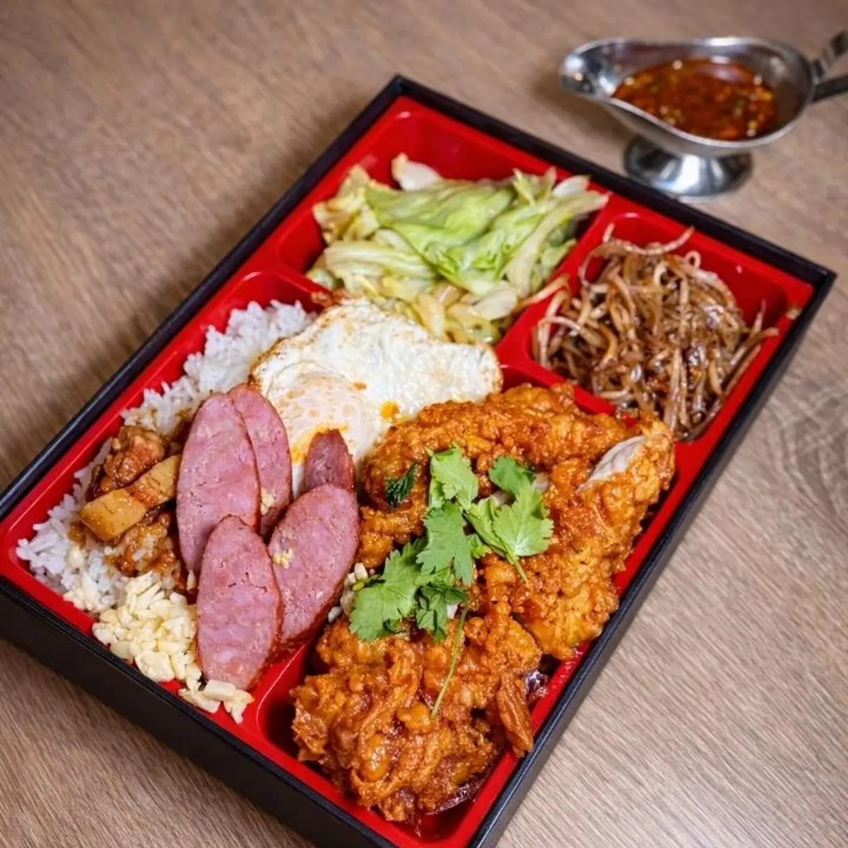 Popcorn Chicken & Sausage Bento 鹽酥雞香腸便當 at Steaking