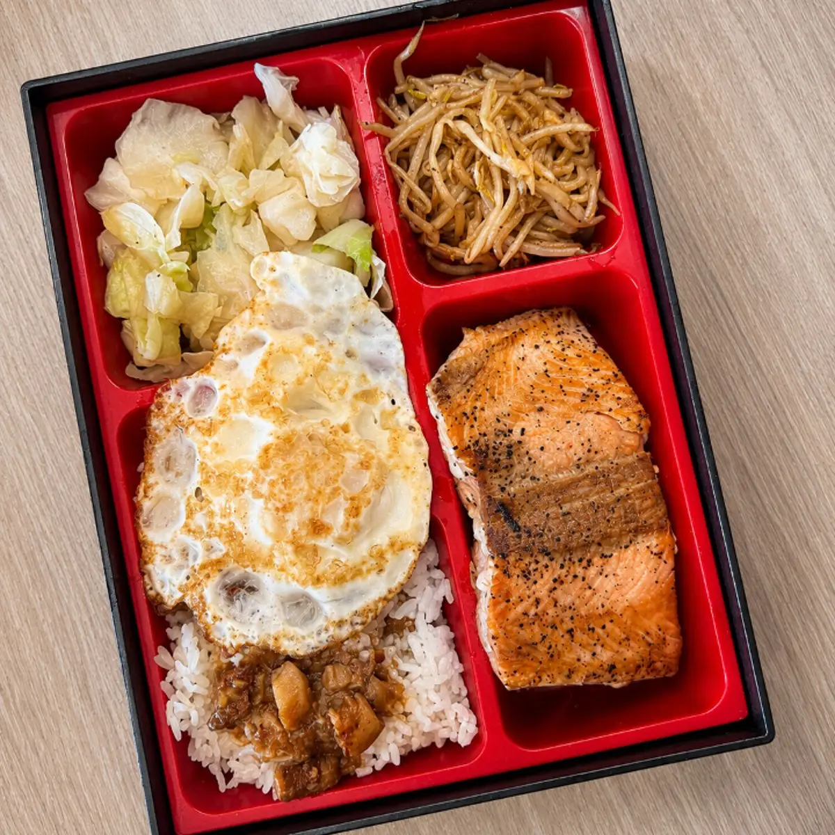 Wild Caught Salmon Bento 野生鮭魚便當 at Steaking