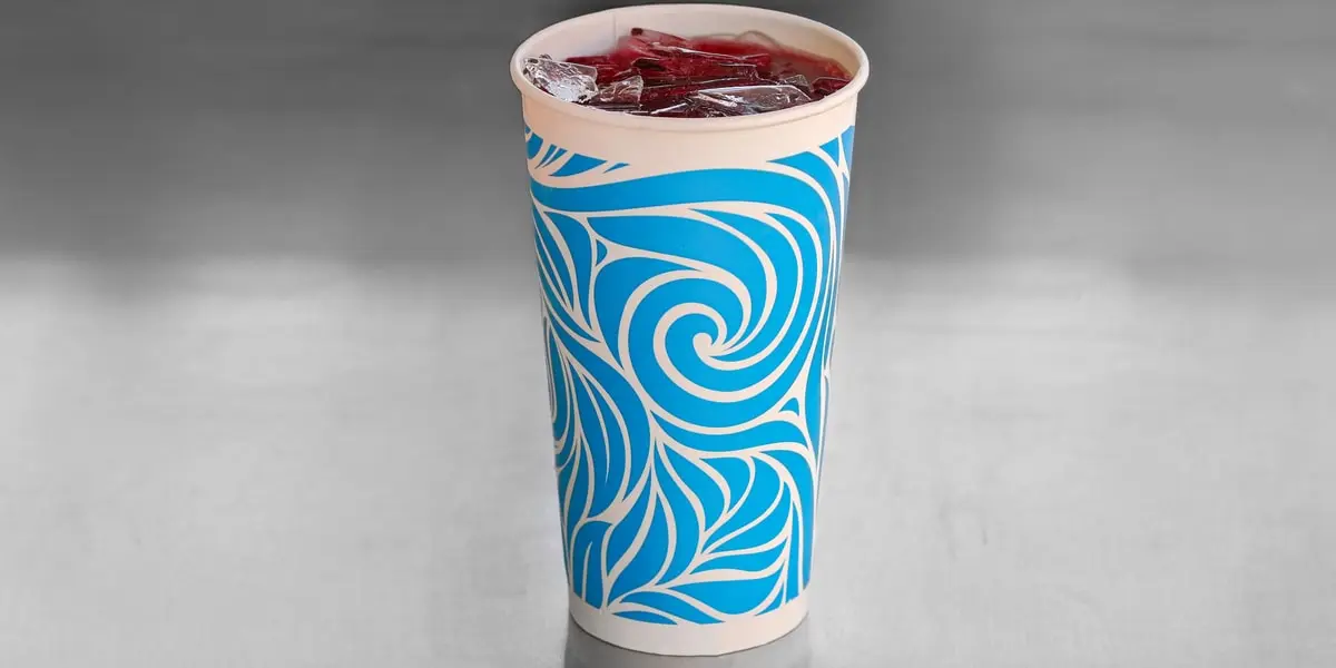 Agua de Jamaica / Hibiscus Flower Water at Taco Los 3 paisas