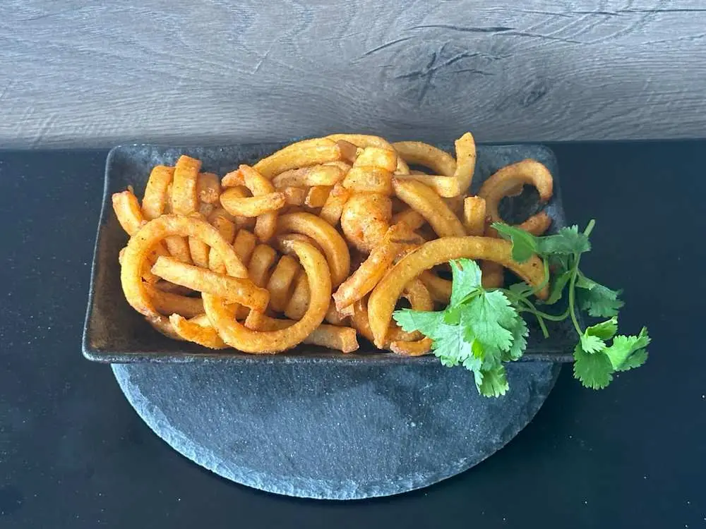Curly Fries (Large) 卷薯条（大） at Tapioca Express