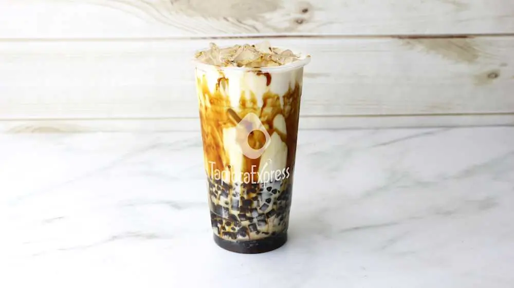 Molasses Milk Latte 黑糖鮮拿鐵 at Tapioca Express
