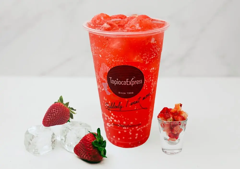 Strawberry Party (Large) at Tapioca Express