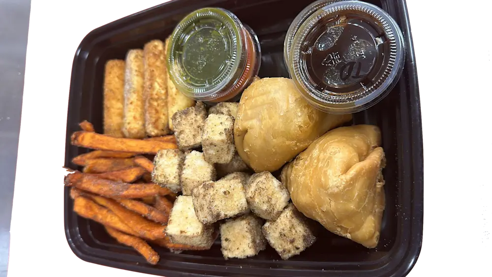 Vegetarian Snack Platter at Tapioca Express