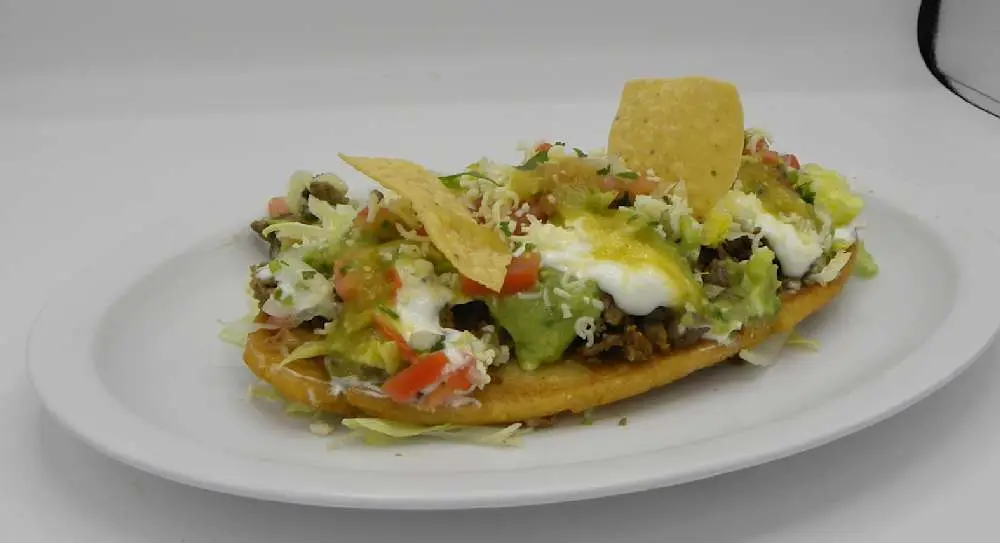 Huarache at Taqueria Las Vegas