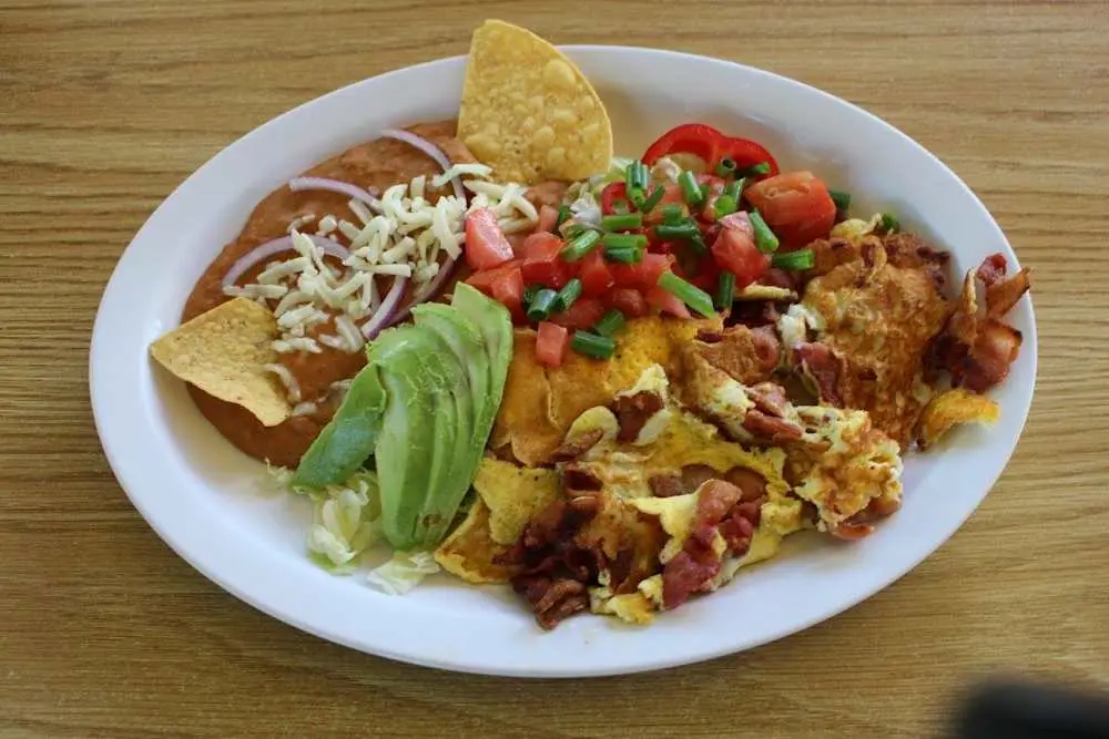 Huevos con Tocino Breakfast at Taqueria Las Vegas