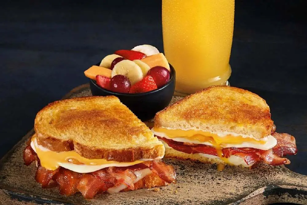 Breakfast N' Bread Melt - Combo at The Meltdown