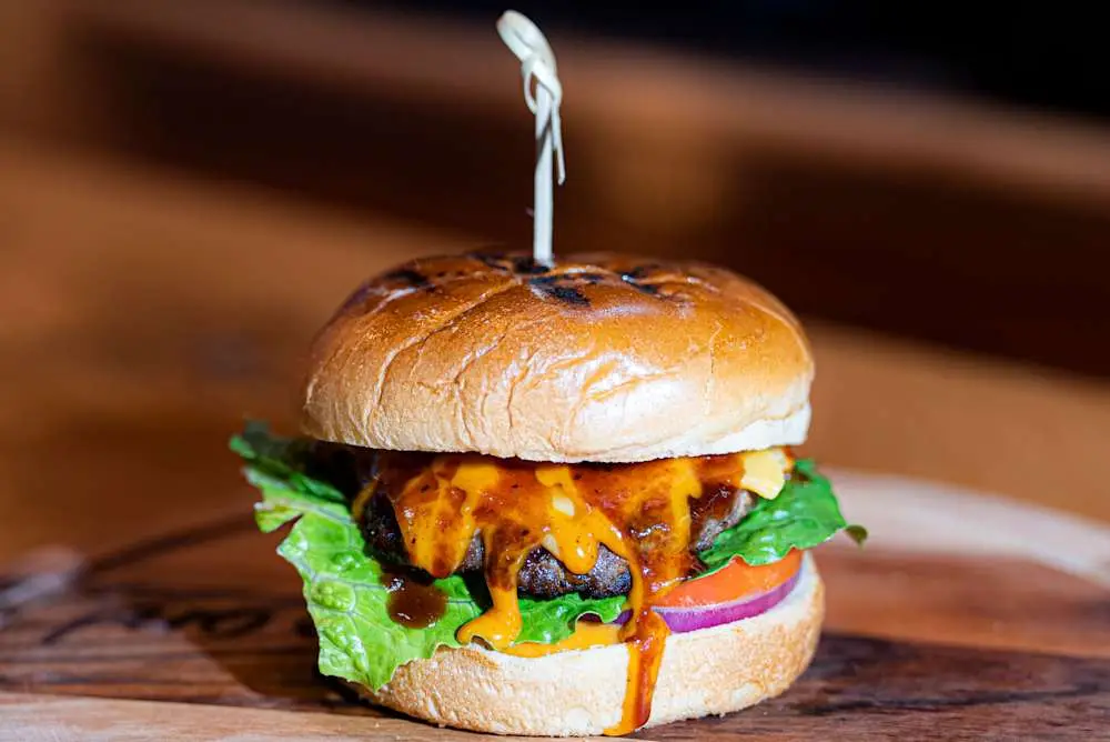 *CARNÉ BURGER at The Port Of Peri Peri
