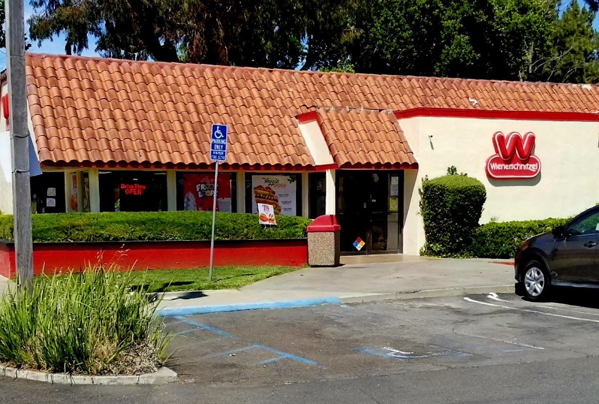 Wienerschnitzel — Fast Food Restaurant in Fremont, CA