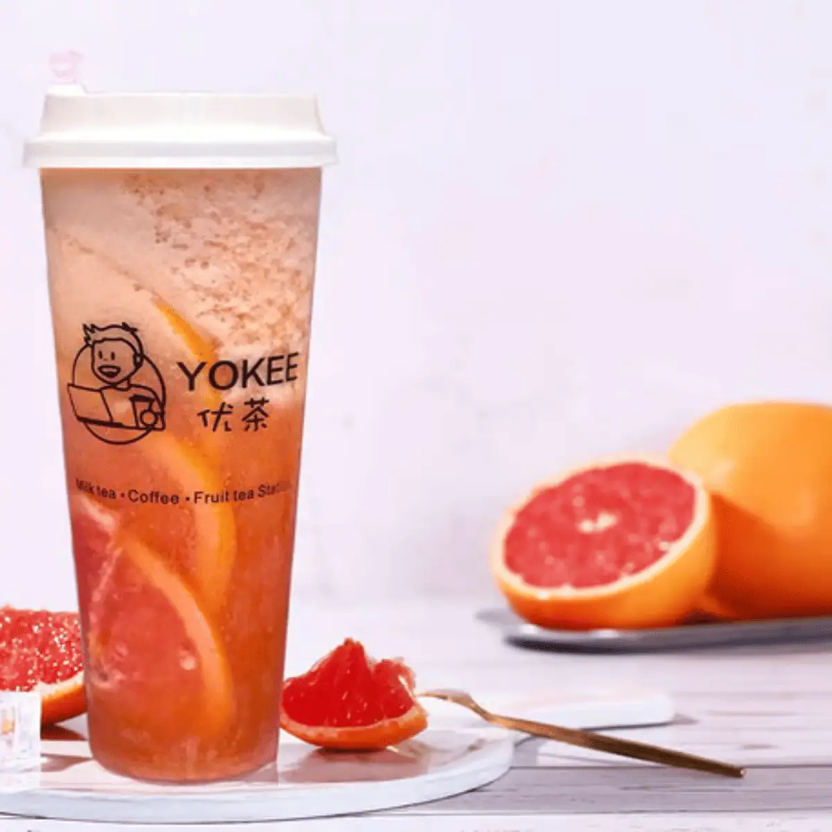 Fresh Grapefruit Green Tea 满杯红柚 at Yokee Milk Tea