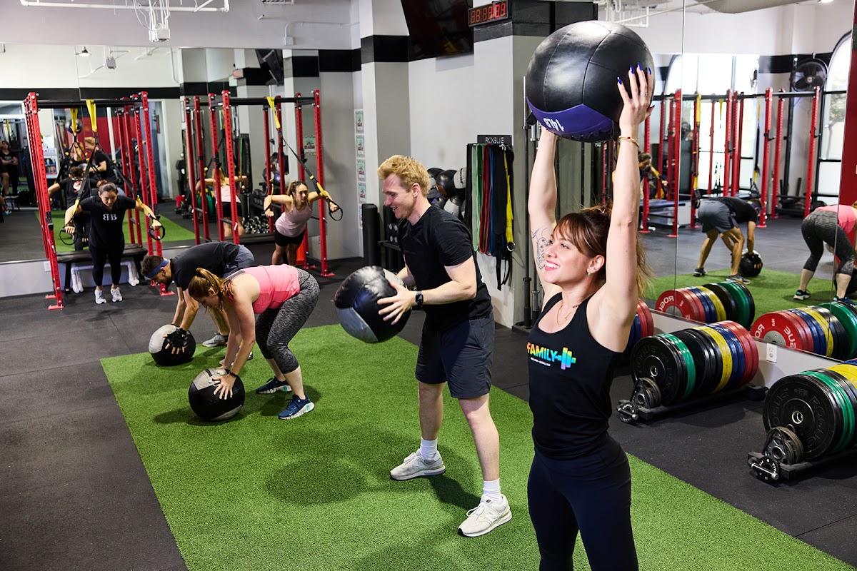 Bars & Burn Fitness — Gym in Glendale, CA