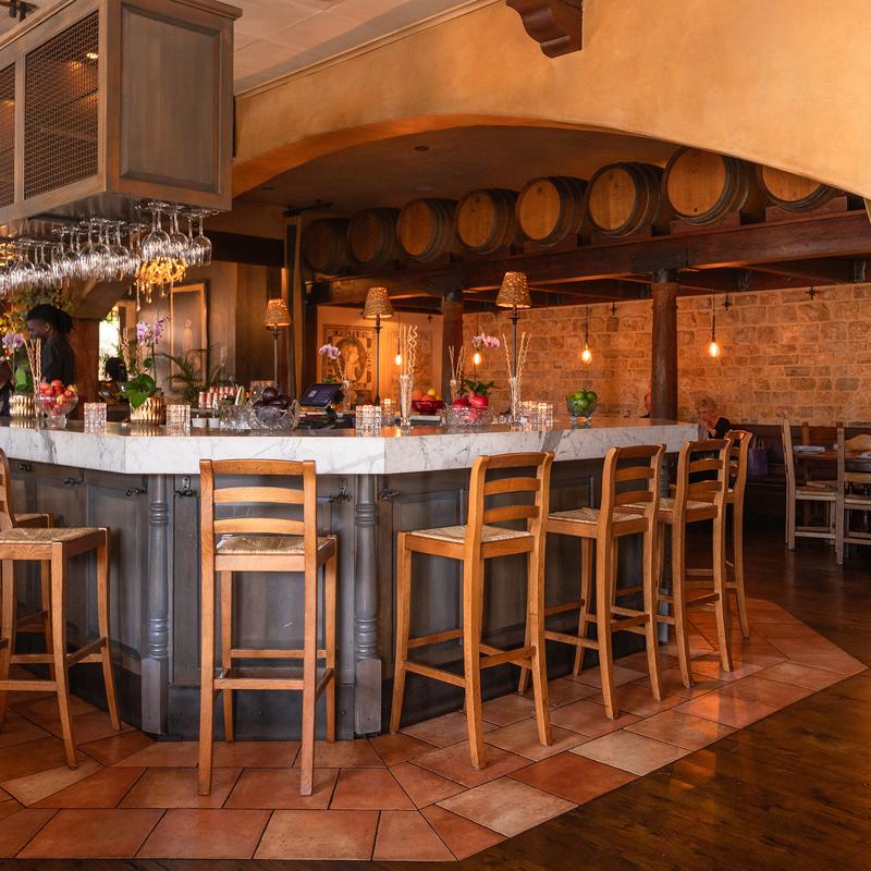 It's Italia — Italian Restaurant in Half Moon Bay, CA