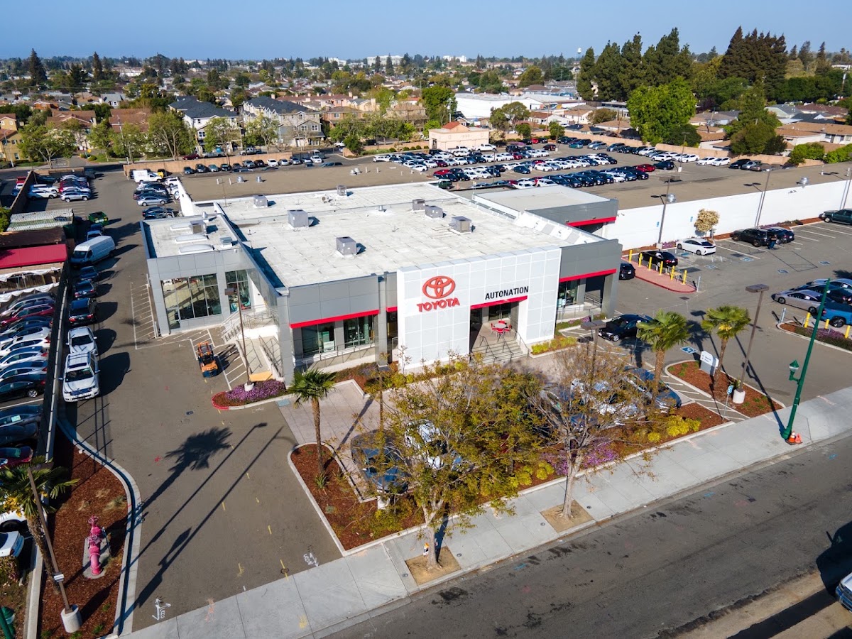 Any oil service: $10 off at AutoNation Toyota Hayward