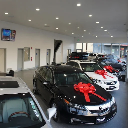 S&R Motors — New Car Dealer in Hayward, CA (photo 2 of 3)