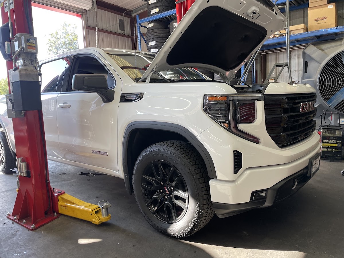 Rapid Tire & Automotive — Tire Shop in Hemet, CA (photo 3 of 3)