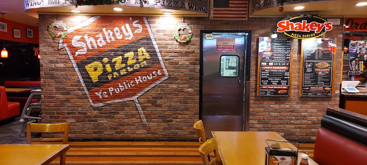 Shakey’s Pizza Parlor — Pizza Restaurant in La Habra, CA