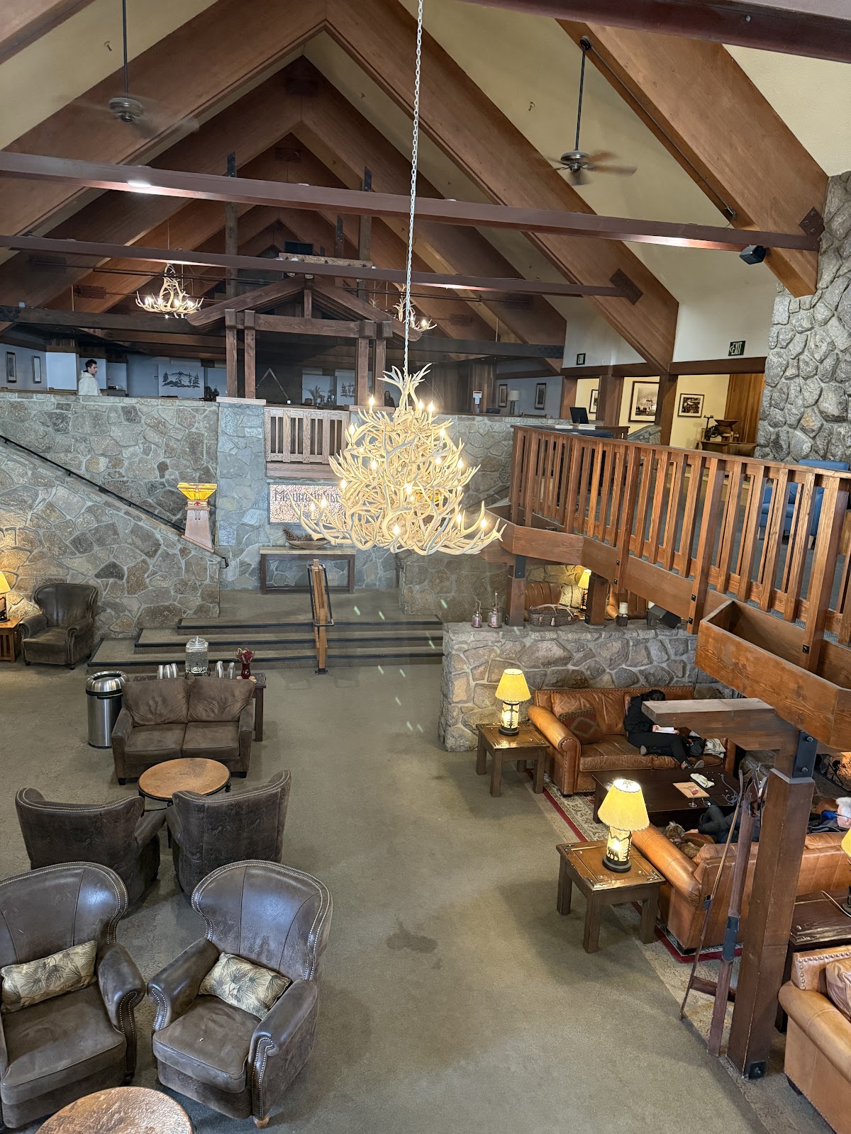 Mountainside Bar & Grill — Bar in Mammoth Lakes, CA