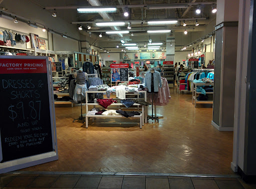 Aéropostale — Clothing Store in Milpitas, CA