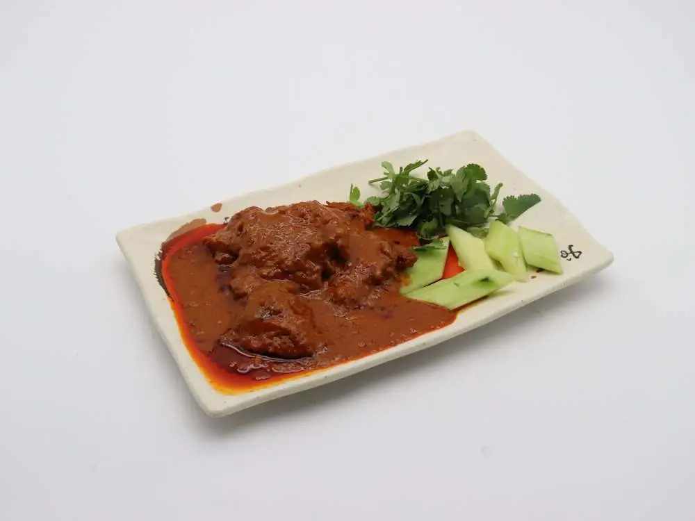 Rendang Chicken 干雞 at Banana Leaf
