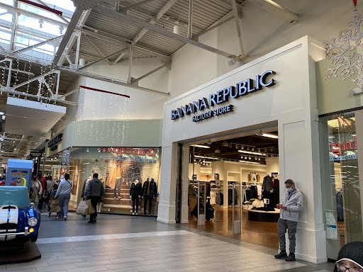 Banana Republic Factory Store — Clothing Store in Milpitas, CA