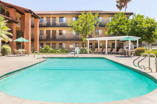 Days Inn by Wyndham San Jose Airport — Hotel in Milpitas, CA