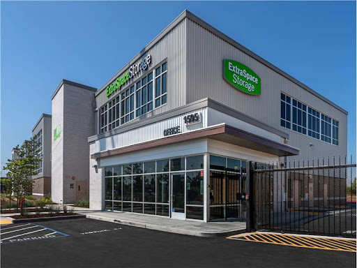 Extra Space Storage — Self-Storage Facility in Milpitas, CA