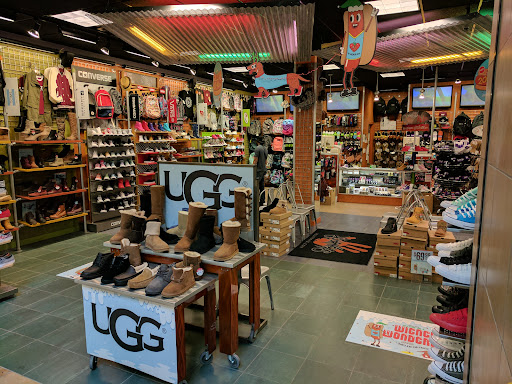 Journeys — Shoe Store in Milpitas, CA