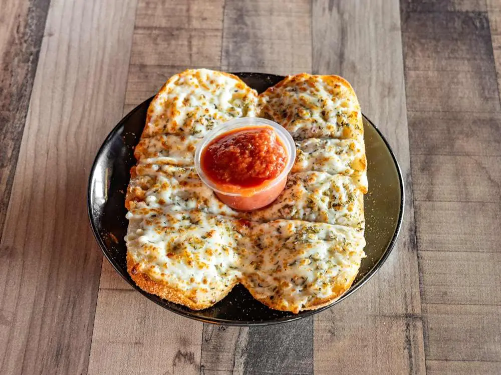 Garlic Cheese Bread at Parktown Pizza Company